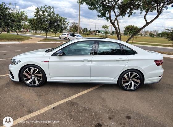 VOLKSWAGEN JETTA 2.0 350 TSI GASOLINA GLI DSG